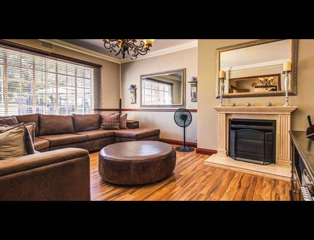 4 BEDROOM HOUSE FOR SALE IN ASTON MANOR